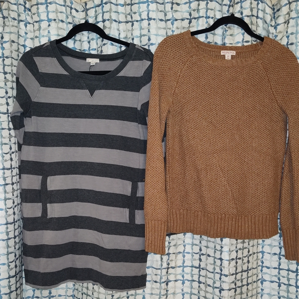 2 women's tops
